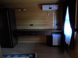 Ugur Pansiyon Çirali