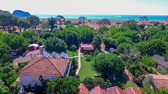 Ugur Pansiyon Çirali