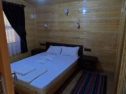 Ugur Pansiyon Çirali