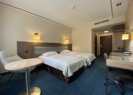 Ambasador Chojny Hotel Lodz