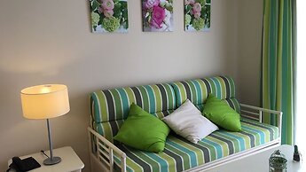 Apartamentos Esmeralda Suites