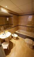 Apartamentos Esmeralda Suites