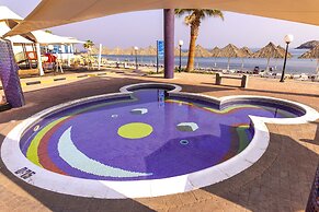 Royal Beach Hotel and Resort