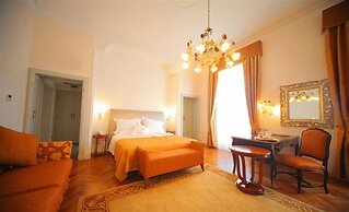Hotel Villa Borghi