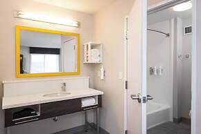 Hampton Inn & Suites Manteca