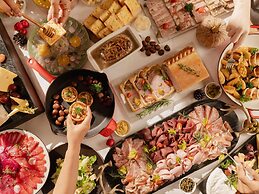 Sofitel Phnom Penh Phokeethra