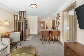 Velora Hinton, an Ascend Collection Hotel