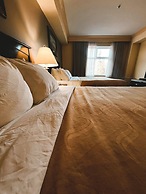 Velora Hinton, Ascend Hotel Collection