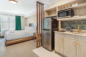 Velora Hinton, an Ascend Collection Hotel