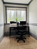 Velora Hinton, Ascend Hotel Collection