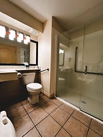 Velora Hinton, Ascend Hotel Collection