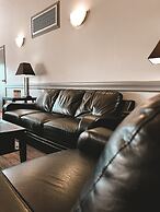 Velora Hinton, Ascend Hotel Collection