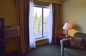 Velora Hinton, Ascend Hotel Collection