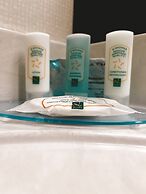 Velora Hinton, Ascend Hotel Collection