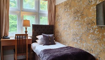 Sawrey House Country Hotel