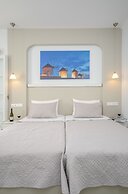 Birikos Studios & Apartments