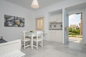 Birikos Studios & Apartments