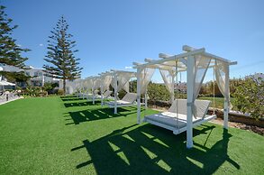 Birikos Studios & Apartments