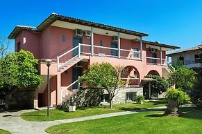 Hanioti Village Resort