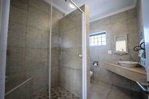 The Lookout Guest House