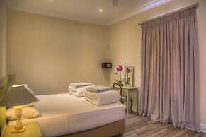 The Lookout Guest House