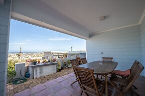 The Lookout Guest House