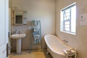 The Lookout Guest House