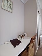 Hunters Lodge