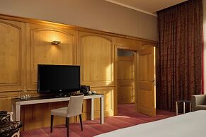 Hotel de Bourgtheroulde, Autograph Collection