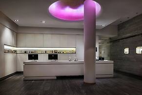 Hotel de Bourgtheroulde, Autograph Collection