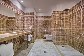 Hotel de Bourgtheroulde, Autograph Collection