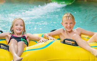 Hope Lake Lodge & Indoor Waterpark