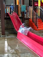 Hope Lake Lodge & Indoor Waterpark
