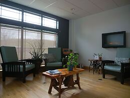 Hope Lake Lodge & Indoor Waterpark