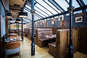 Royal Oak Hotel