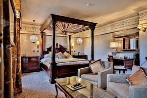 Royal Oak Hotel