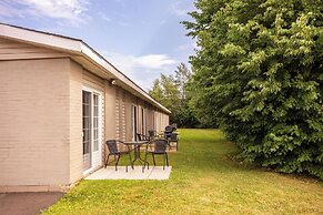 Canadas Best Value Inn & Suites Charlottetown
