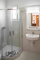 Folies Corfu Hotel Apartments