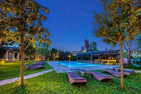 Folies Corfu Hotel Apartments