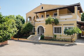 Folies Corfu Hotel Apartments