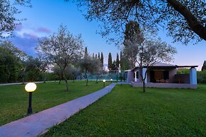 Folies Corfu Hotel Apartments