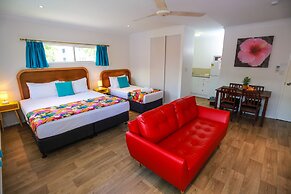 Port Douglas Motel
