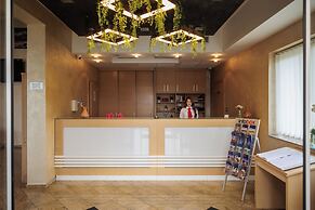Euro Garni Hotel