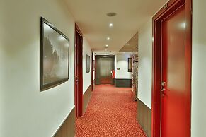 Senatus Hotel - Special Class