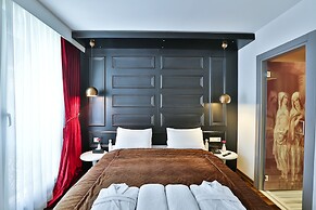 Senatus Hotel - Special Class