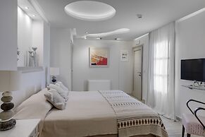 Kouros Art Hotel - Adults Only