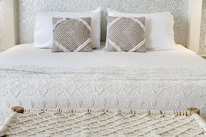 Kouros Art Hotel - Adults Only