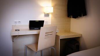 Kyriad Direct Perpignan Nord – Aéroport