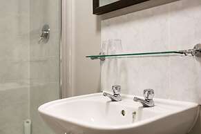 The White Hart by Green King Inns