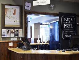 The White Hart by Green King Inns